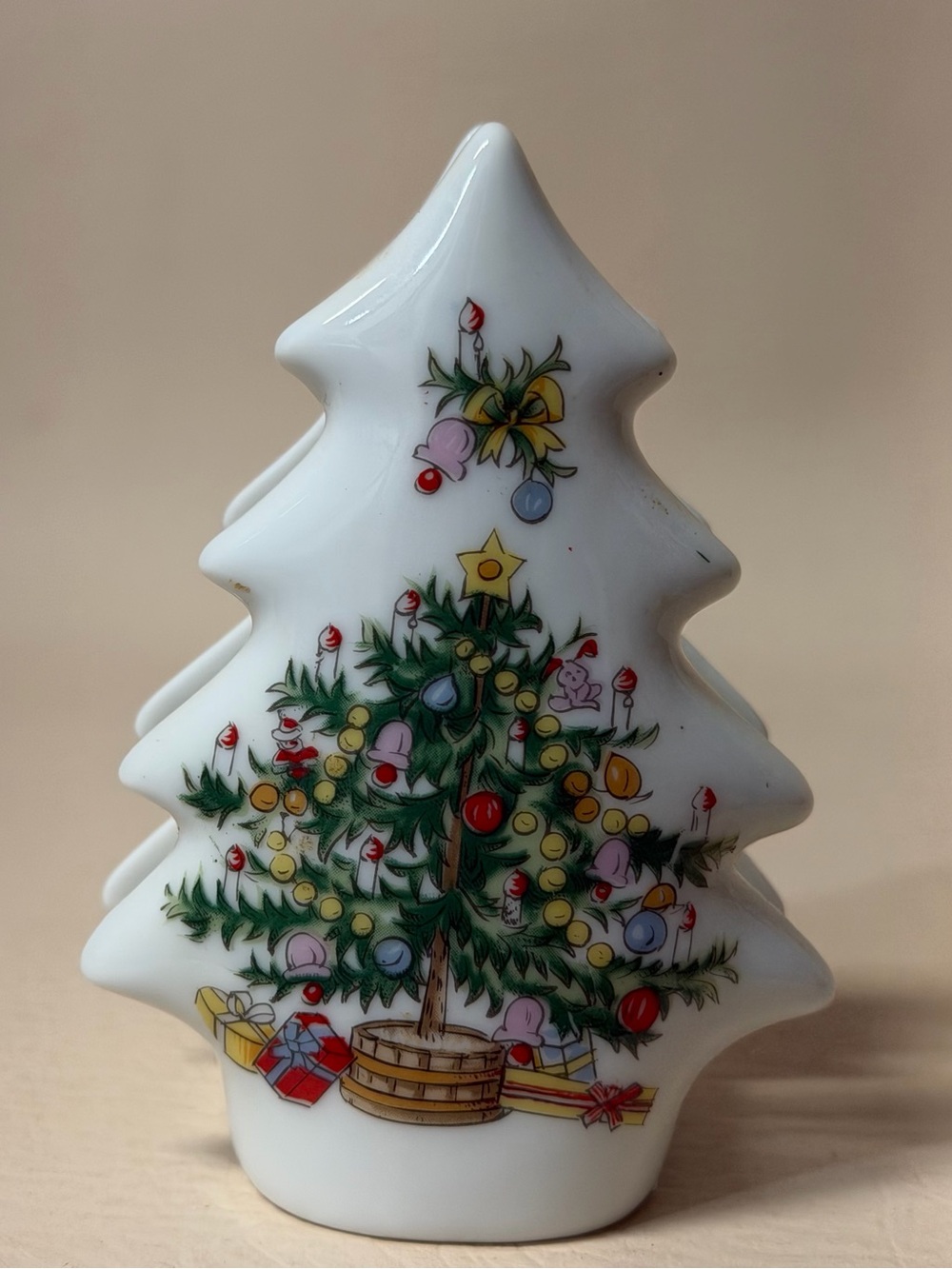 Lefton Christmas Tree Napkin Holder Hand Painted Porcelain
1202 Holiday Kitchen